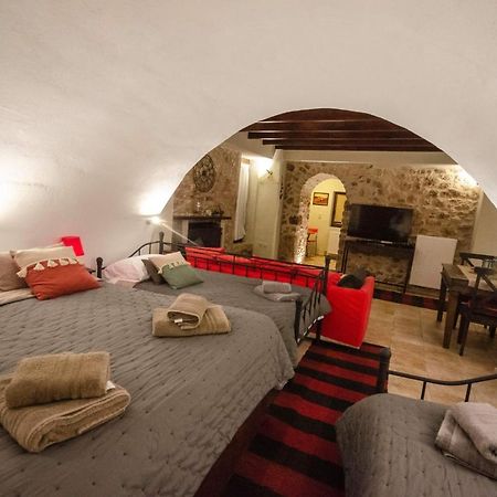 Villa Malevi 디미트사나 외부 사진